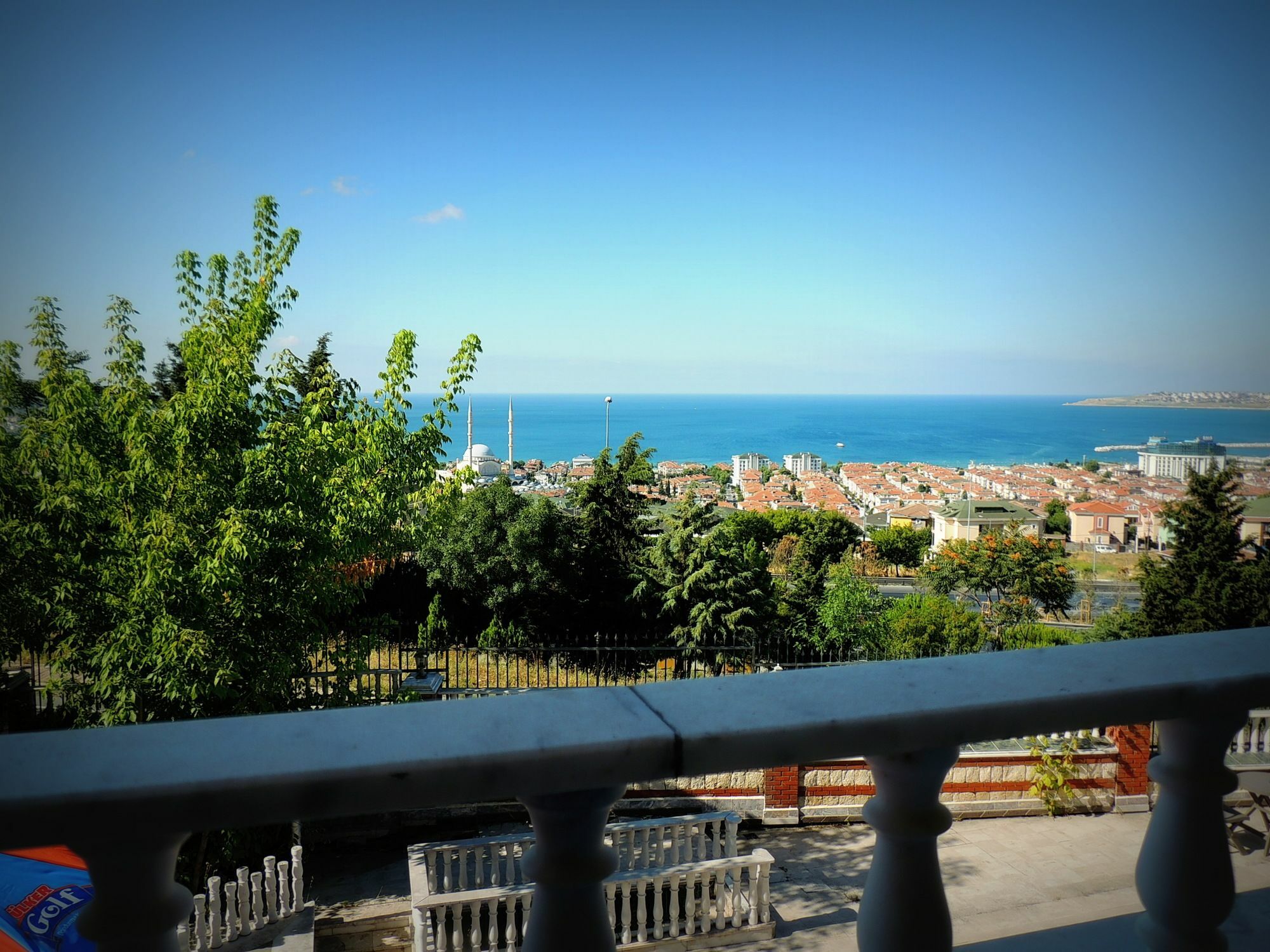 Haznedar Koeskue Büyükçekmece Exterior foto